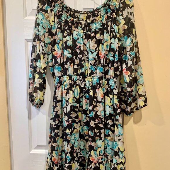 Pretty and Colourful Floral Above-knee (On/Off-the-Shoulder) Dress (NWOT) - Picture 3 of 6